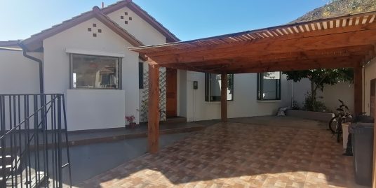 CIUDAD DE LOS VALLES-PUDAHUEL-CASA EN VENTA DETRO DE BARRIO SEGURO.